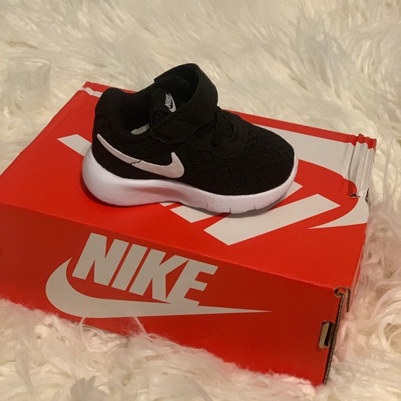 Toddler Nike Sneakers black white - Picture 7 of 7